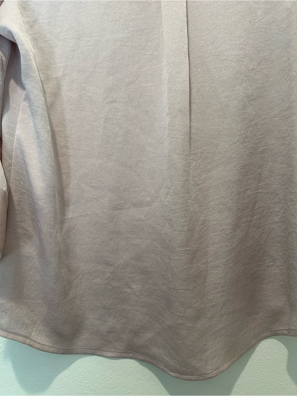 Express Slim Women's Blouse in Light Blush - Picture 10 of 10